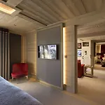 Le K2 Altitude Hotel 5*