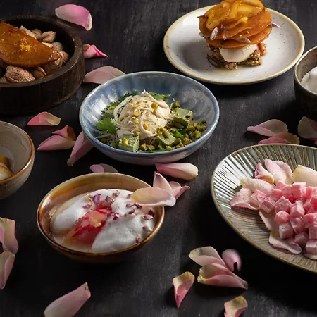 Le K2 Altitude Hotel 5*