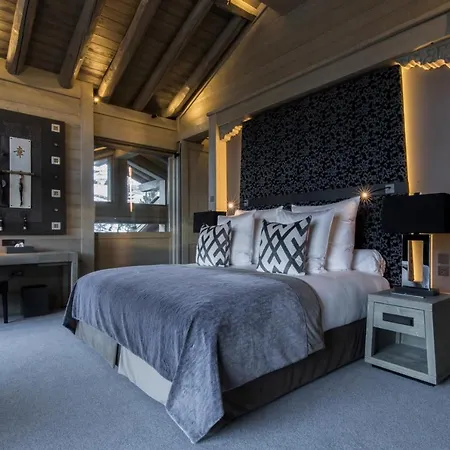 Le K2 Altitude Hotel 5*